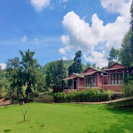 Hotel River Orchid Resort Satara Εξωτερικό φωτογραφία