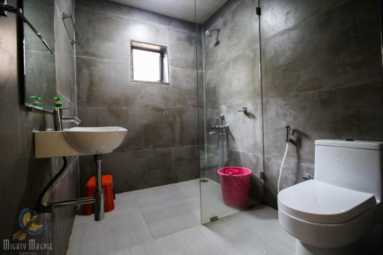 Hotel River Orchid Resort Satara Εξωτερικό φωτογραφία
